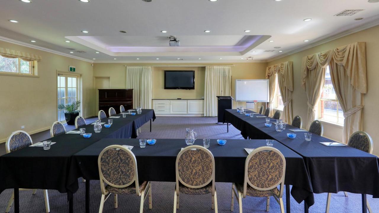 باركس Bushman'S Motor Inn المظهر الخارجي الصورة